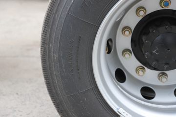 �������ó� ���KR PLUS ���ʰ� 290���� 4X2 8����ʽ�ػ���ͼƬ