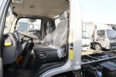 福田 奥铃新捷运 青春飞扬版 151马力 4.17米单排仓栅式轻卡(BJ5048CCY9JDA-AB1)