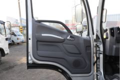 福田 奥铃新捷运 青春飞扬版 151马力 4.17米单排仓栅式轻卡(BJ5048CCY9JDA-AB1)