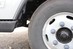 福田 奥铃新捷运 青春飞扬版 151马力 4.17米单排仓栅式轻卡(BJ5048CCY9JDA-AB1)