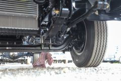 福田 奥铃新捷运 青春飞扬版 151马力 4.17米单排仓栅式轻卡(BJ5048CCY9JDA-AB1)