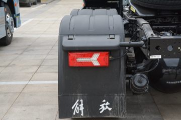 ൺ ӥ; ͷȲ 580 6X4 LNGԶǣ(CA4257P35K18T1NE6A80)ͼƬ
