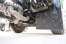 骏铃G&nbsp;自卸车底盘                                                图片