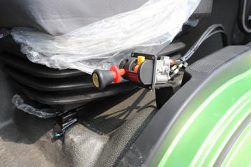 ���� ��ԽJ3 ���ذ� 180���� 4X2 4.2����ж��(����)ͼƬ