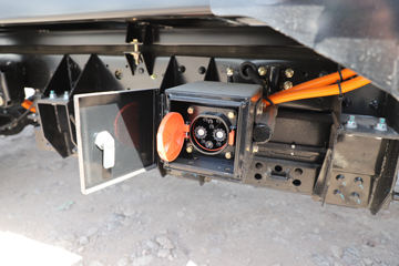 ���翭���� EV80 3T 3.05�׵��Ŵ��綯�����Ῠ(DFA1030CBEV)39.168kWhͼƬ