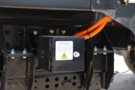 EV80 电动载货车底盘图片