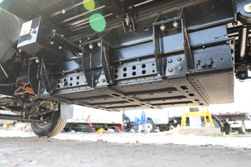 ���翭���� EV80 3T 3.05�׵��Ŵ��綯�����Ῠ(DFA1030CBEV)39.168kWhͼƬ