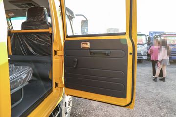 �������� ����J3 132���� 3.2��˫�������ῨͼƬ