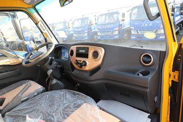 �������� ����J3 132���� 3.2��˫�������ῨͼƬ