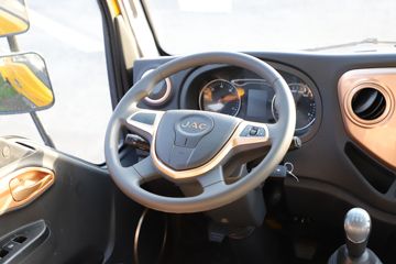 �������� ����J3 132���� 3.2��˫�������ῨͼƬ