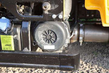 �������� ����J3 132���� 3.2��˫�������ῨͼƬ