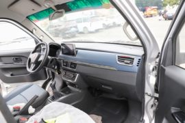 金卡S6&nbsp;载货车驾驶室                                               图片