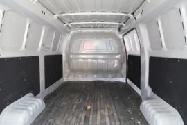 江豚&nbsp;电动封闭厢货货厢图片