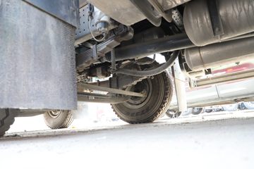 ���� ŷ������ 350���� 8X4 5.8����ж��(����)(��ʿ��10��)(BJ3316DPFHR-1A)ͼƬ