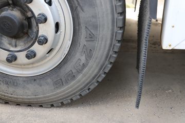 ���� ŷ������ 350���� 8X4 5.8����ж��(����)(��ʿ��10��)(BJ3316DPFHR-1A)ͼƬ