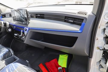 ����ɷ� ����EM27L 3.15T 2�� 5.265�״��綯��ʽ���䳵41.86kWhͼƬ