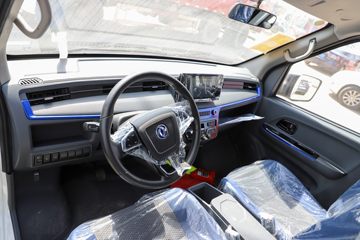 ����ɷ� ����EM27L 3.15T 2�� 5.265�״��綯��ʽ���䳵41.86kWhͼƬ