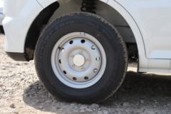 东风股份 御风EM27L 3.15T 2座 5.265米纯电动厢式运输车41.86kWh