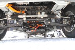 东风股份 御风EM27L 3.15T 2座 5.265米纯电动厢式运输车41.86kWh