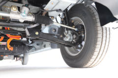 东风股份 御风EM27L 3.2T 2座 5.265米纯电动厢式运输车41.86kWh