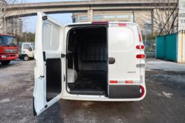 大拿V1&nbsp;电动封闭厢货货厢图片