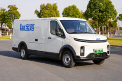 Van宝路 电动封闭厢货