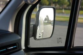 Van宝路&nbsp;电动封闭厢货驾驶室图片