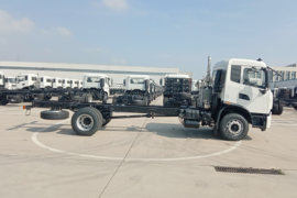 东风天锦KR&nbsp;电源车外观图片