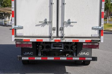 ���� ˧��EV5 4.5T 4.15�׵��Ŵ��綯��ʽ�Ῠ81.14kWhͼƬ