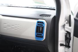 东风小康EC36&nbsp;电动封闭厢货驾驶室图片