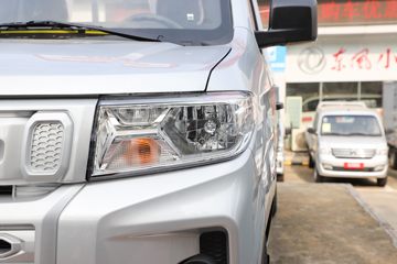 ����С�� ����ţ�� LV0 1.6L 122���� ���� 3.2�׵�������΢��ͼƬ