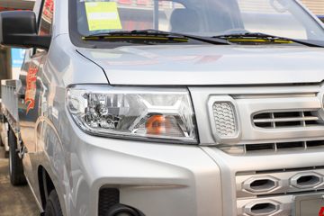 ����С�� ����ţ�� LV0 1.6L 122���� ���� 3.2�׵�������΢��ͼƬ