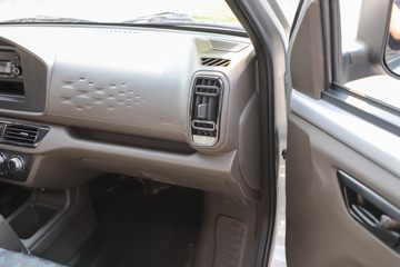����С�� ����ţ�� LV0 1.6L 122���� ���� 3.2�׵�������΢��ͼƬ