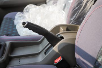 ����С�� ����ţ�� LV0 1.6L 122���� ���� 3.2�׵�������΢��ͼƬ