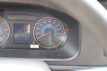 ����С�� ����ţ�� LV0 1.6L 122���� ���� 3.2�׵�������΢��ͼƬ