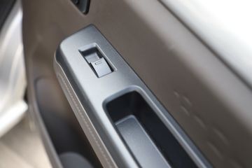 ����С�� ����ţ�� LV0 1.6L���� 122���� 3.07�׵�����ʽ΢��ͼƬ