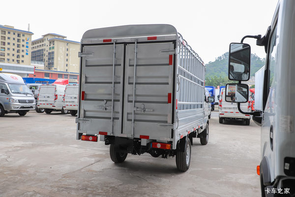 东风 EV80 3T 3.05米单排纯电动仓栅式轻卡(DFA50
