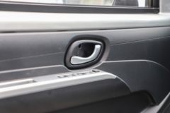 东风 EV80 3T 3.05米单排纯电动仓栅式轻卡(DFA5030CCYCBEV1)41.86kWh