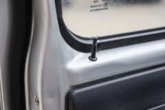 东风 EV80 3T 3.05米单排纯电动仓栅式轻卡(DFA5030CCYCBEV1)41.86kWh