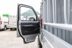 东风 EV80 3T 3.05米单排纯电动仓栅式轻卡(DFA5030CCYCBEV1)41.86kWh