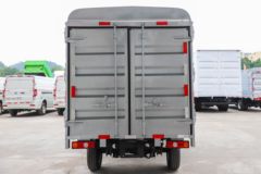 东风 EV80 3T 3.05米单排纯电动仓栅式轻卡(DFA5030CCYCBEV1)41.86kWh