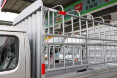 东风 EV80 3T 3.05米单排纯电动仓栅式轻卡(DFA5030CCYCBEV1)41.86kWh