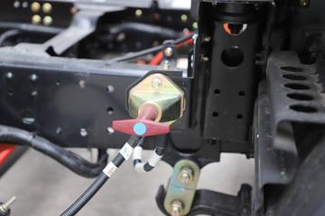 ���翭���� EV350 PRO 4.5T 4.2�׵��Ŵ��綯��ʽ�Ῠ(DFA5040XXYEBEV4)98.04kMhͼƬ