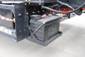 ���翭���� EV350 PRO 4.5T 4.2�׵��Ŵ��綯��ʽ�Ῠ(DFA5040XXYEBEV4)98.04kMhͼƬ