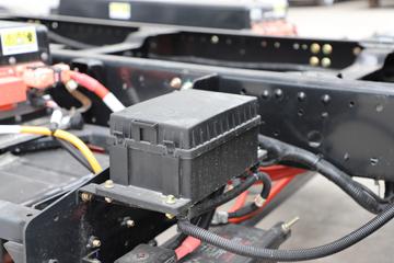 ���翭���� EV350 PRO 4.5T 4.2�׵��Ŵ��綯��ʽ�Ῠ(DFA5040XXYEBEV4)98.04kMhͼƬ