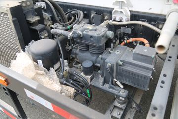 ���ǵ�T31 31T 8X4 6.8�����綯�������������䳵(BYD5310GJBEV3)355kWhͼƬ