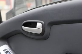 EV180&nbsp;电动载货车内饰图片