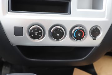 ����ɷ� EV180 3.5T 3.99�׵��Ŵ��綯��դʽ΢��53.58kWhͼƬ