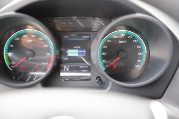 ����ɷ� EV180 3.5T 3.99�׵��Ŵ��綯��դʽ΢��53.58kWhͼƬ