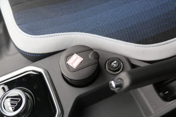 ŷ���� ����EX 4.5T 3.8�׵��Ŵ��綯��ʽС��77kWhͼƬ